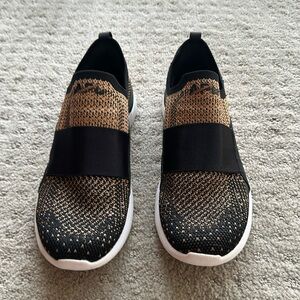 APL Women’s TechLoom Bliss Shoe